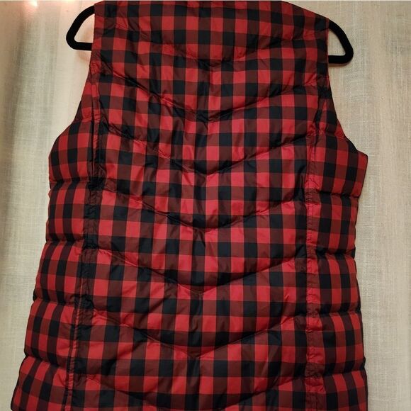Lands End Puffer Vest Size Small. - Picture 2 of 6